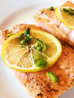 A picture of Hot Honey Roasted Salmon.