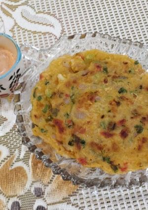 A picture of Aloo Chilla 😋.