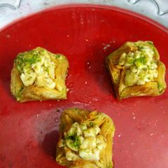 Cashewnut Rose Baklava A picture of Cashewnut Rose Baklava.