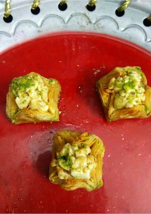 A picture of Cashewnut Rose Baklava.