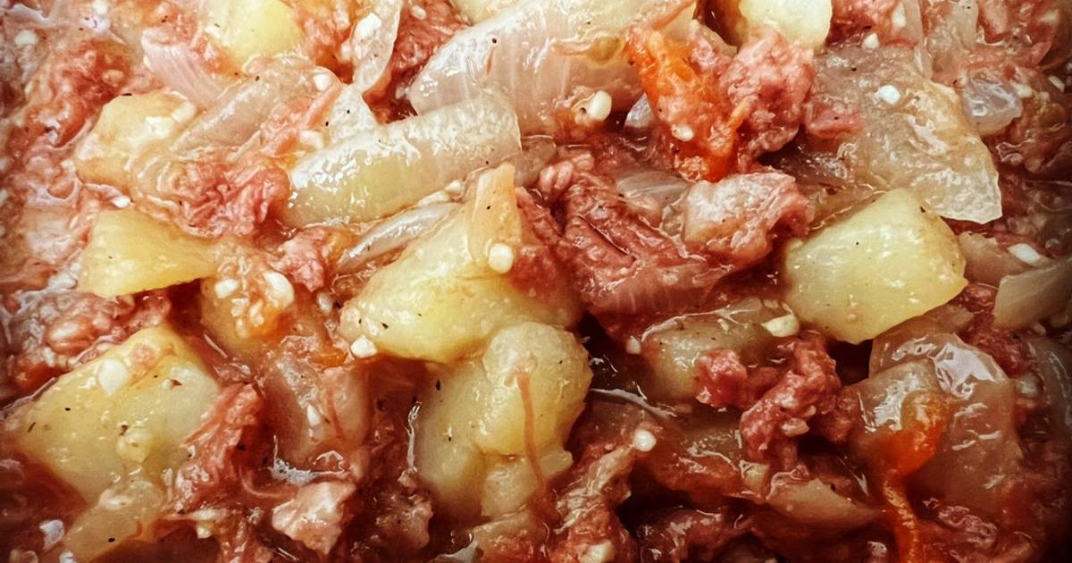 Ginisang Corned Beef (Filipino Style) Recipe by Minda Cookpad