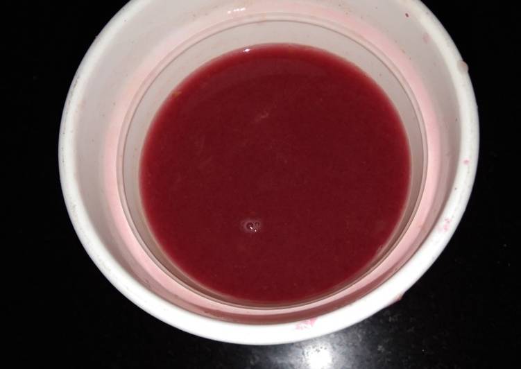 Fresh pomegranate juice