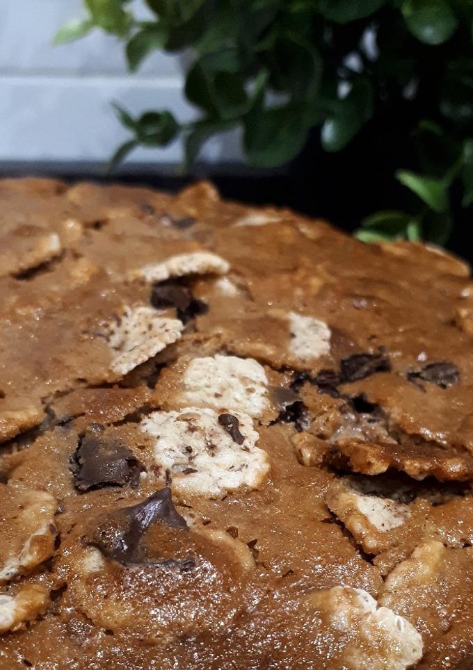 Una foto de Bizcocho de chocolate crujiente integral