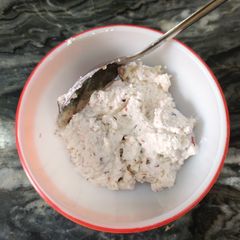 A picture of Herbed cream cheese.