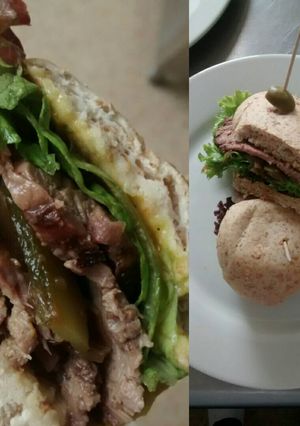 Una foto de Sándwich rosbif