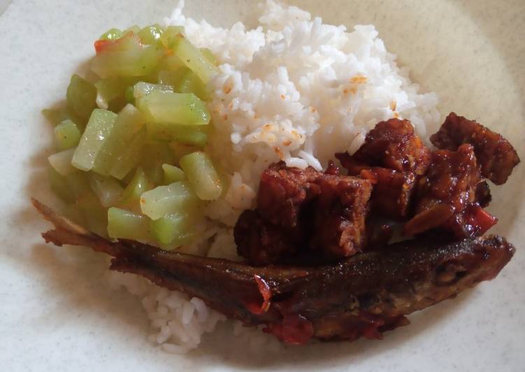 Resep Balado ikan cue dan tempe yang Lezat Sekali