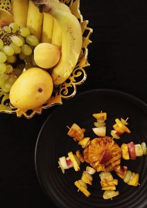 A picture of Grilled Fruit Chaat.