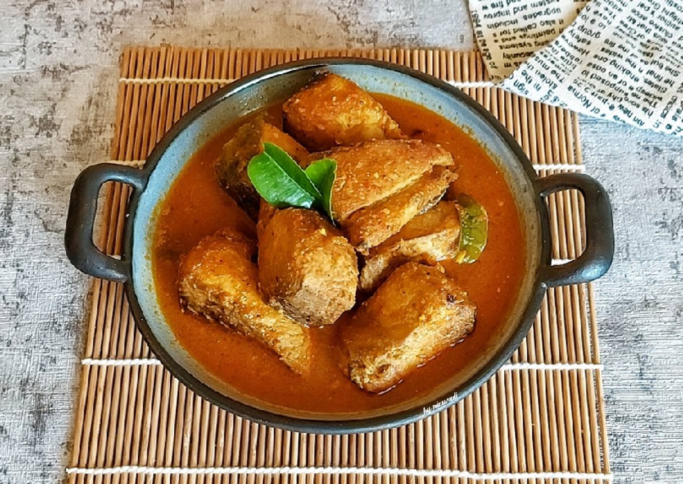 Gulai Ikan Tuna dengan Kaldu Sayuran