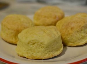 Una foto de Scones de queso