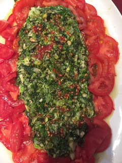 Una foto de Ensalada roja y verde