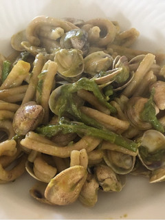 Foto di Pasta asparagi e vongole
