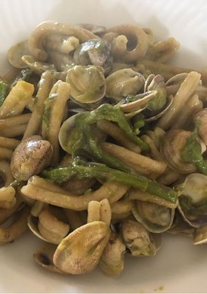 Foto di Pasta asparagi e vongole