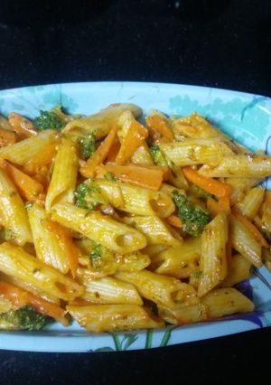 A picture of Veggie pasta.