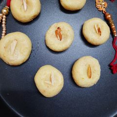 A picture of Milk powder peda.