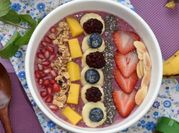 Gambar smoothie bowl