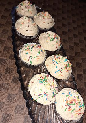 A picture of Moist Chocolate cream cupcakes♡.