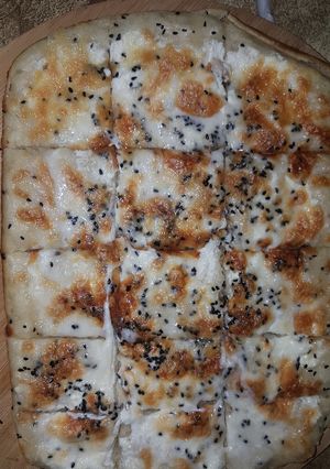 صورة لوصفة فطيرة بجبن سائل وجبن الموزريلا
