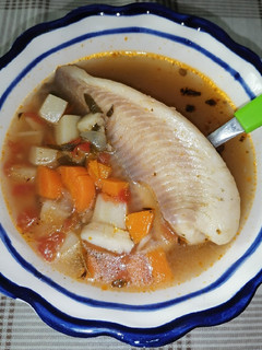 Una foto de Caldo de pescado 🐠