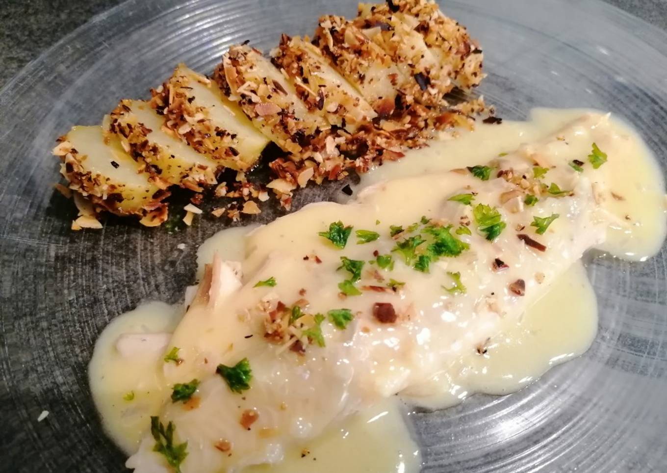 Filet de truite,beurre blanc, tataki de poire sucré salé