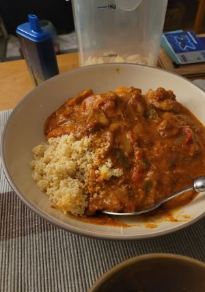 A picture of Chicken in vodka sauce.