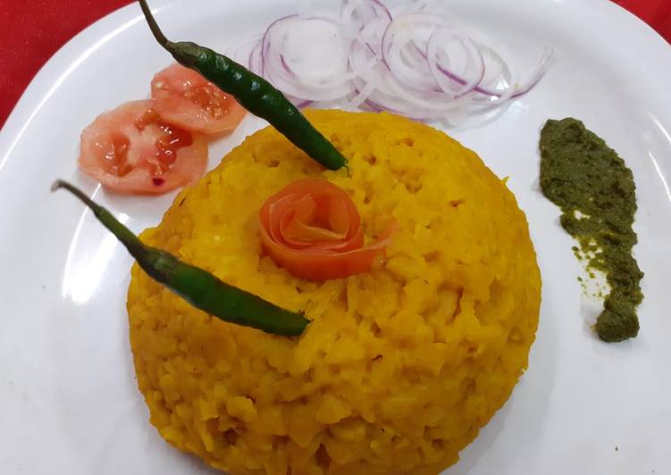 Steps to Make Spring Tuver Dal Khichdi
