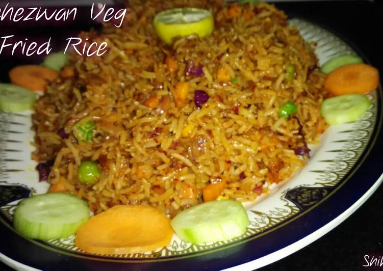 Recipe of Super Quick Homemade Schezwan Veg Fried Rice
