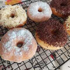A picture of Donat Kampung (Empuk dan menul menul).