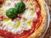 Una foto di impasto leggero per pizza