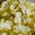 Coliflor con salsa de naranja y mejillones