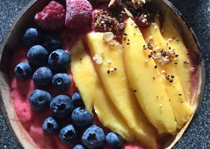 Steps to Make Any-night-of-the-week Acai smoothie bowl