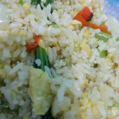 Nasi goreng mentega blue band রেসিপির প্রধান ছবি
