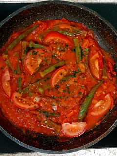 A picture of An Eastern Mediterranean dish Okra & Tomatoes and spice 😋.