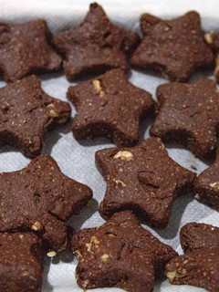 Una foto de Galletas integrales de cacao, plátano y nueces