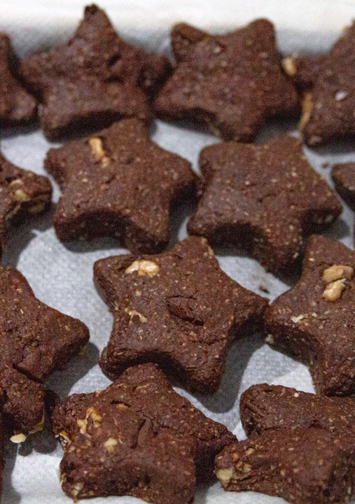 Una foto de Galletas integrales de cacao, plátano y nueces