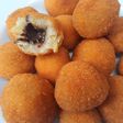 Bola bola pisang coklat