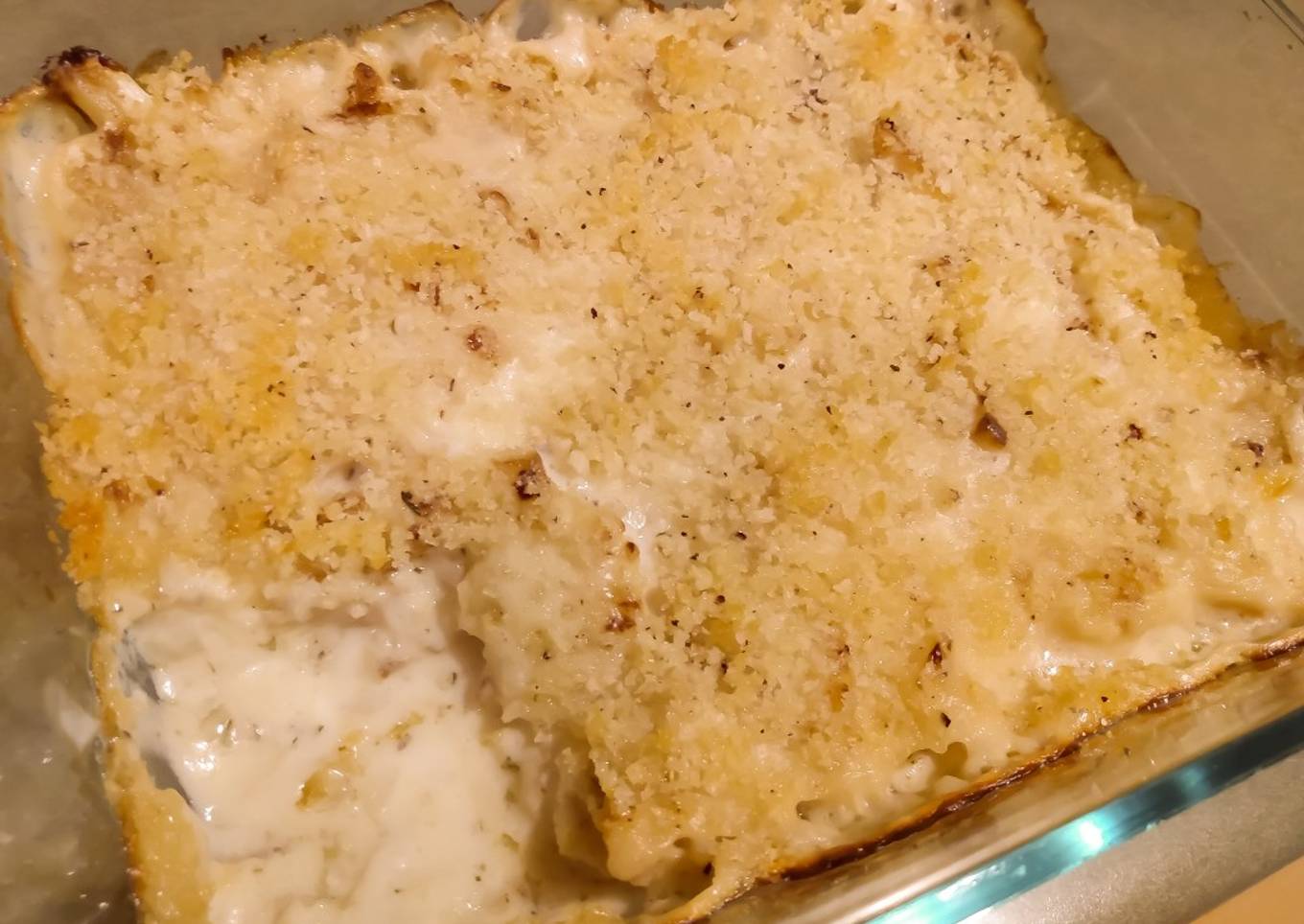 Cauliflower baked with cream