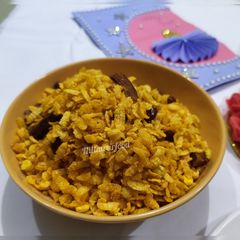 A picture of Chiwda Namkeen Recipe (Fried Poha Chivda).