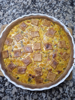 Una foto de Tarta con masa semi integral de calabaza y zapallitos