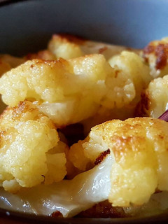 Una foto de Coliflor frita con ajos