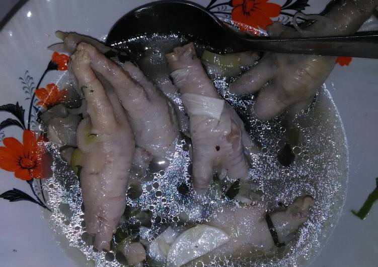 Soup Padang (ceker /daging)
