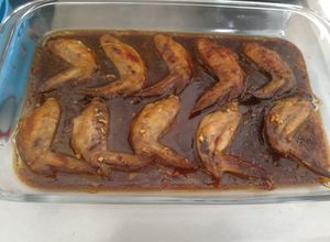 Foto de Asinhas de frango com molho de mostarda com mel!