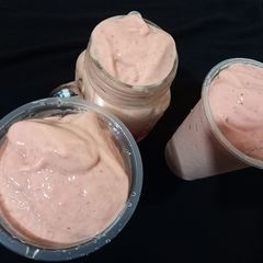 A picture of Mixed fruit smoothie.