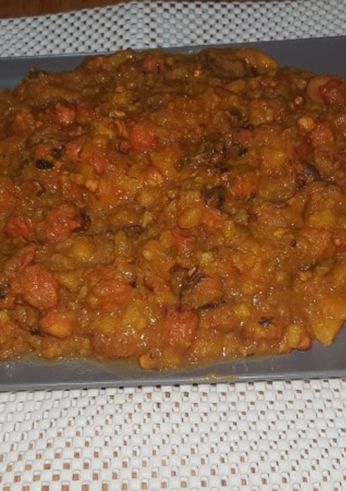 Una foto de Salsa de pulpo con patatas