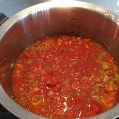 A picture of Base pasta sauce.
