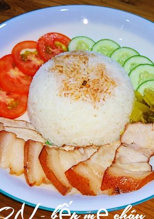 Hình của món Cơm thịt xá xíu.