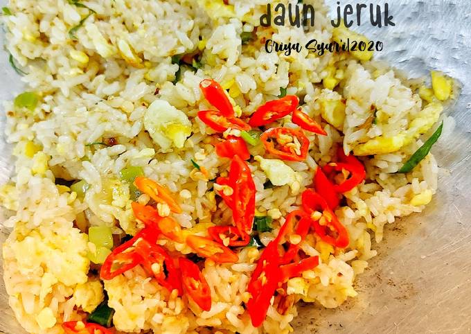 Nasi Goreng Daun Jeruk