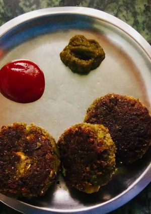 ग्रीन वेजी कबाब (Green veggi kabab recipe in hindi) रेसिपी मुख्य फोटो