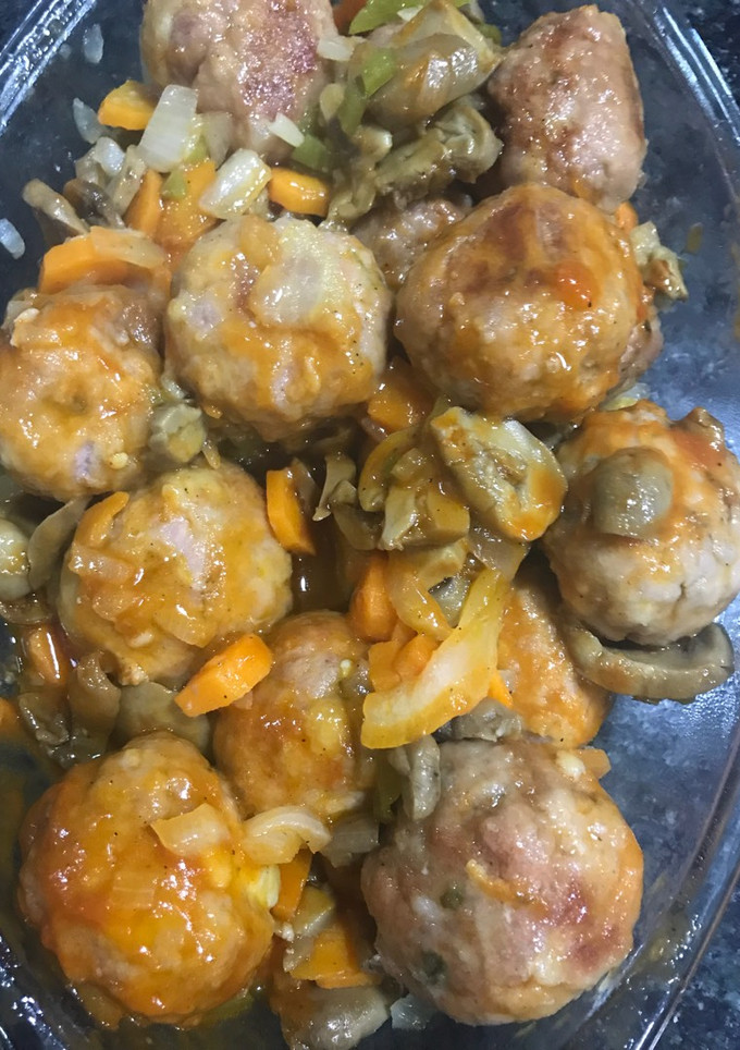 Una foto de Albóndigas en salsa de mi madre
