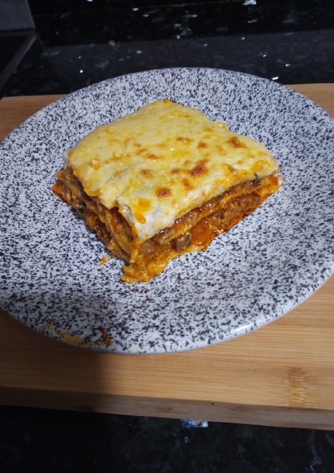 Una foto de Lasaña Boloñesa de Champiñón