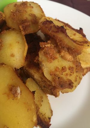 صورة لوصفة دجاج وبطاطا بتتبيلة الطماطم والثوم 😋👌